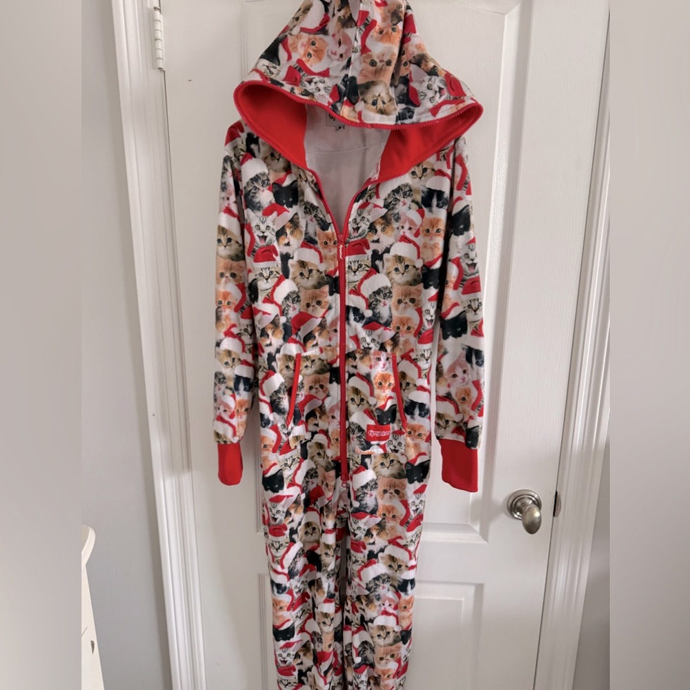 Tipsy Elves Meowy Catmus Christmas Cats Hooded Fleece Onesie Size Unisex Small
